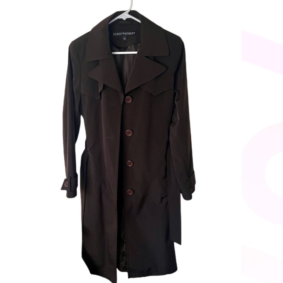 Fleet Street Jackets & Blazers - EUC Vintage Trench Coat in Dark Brown